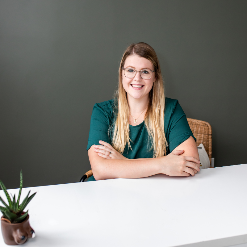 Victoria Munro RMT Lactation Consultant Guelph